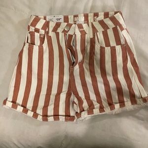Salmon and white striped jean shorts